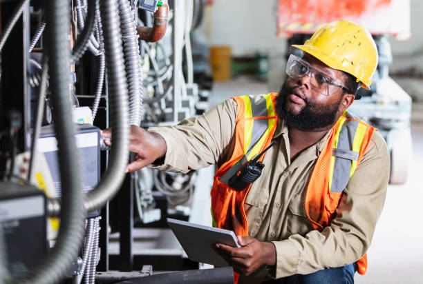 Best Affordable Emergency Electrician  in Bath, ME